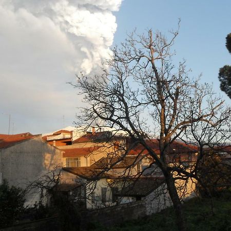 B&B Vicolo Del Chiostro Aci SantʼAntonio Dış mekan fotoğraf