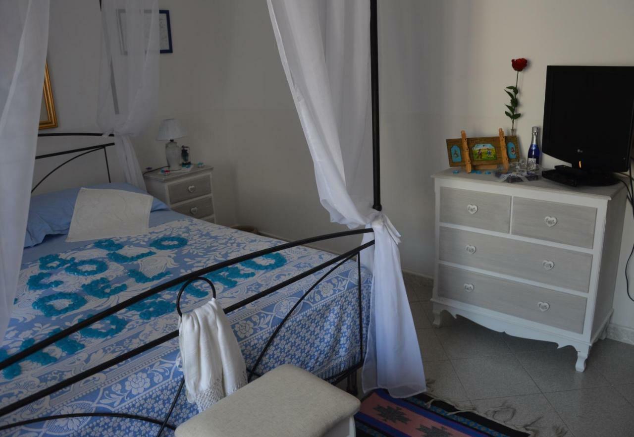 B&B Vicolo Del Chiostro Aci SantʼAntonio Dış mekan fotoğraf