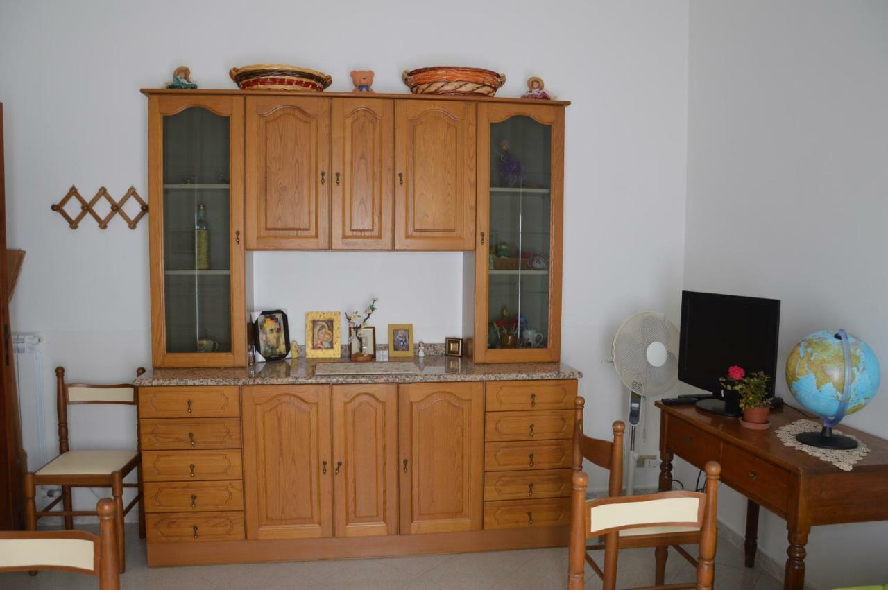 B&B Vicolo Del Chiostro Aci SantʼAntonio Dış mekan fotoğraf