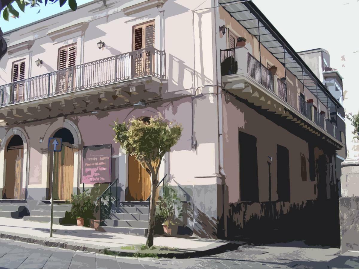 B&B Vicolo Del Chiostro Aci SantʼAntonio Dış mekan fotoğraf