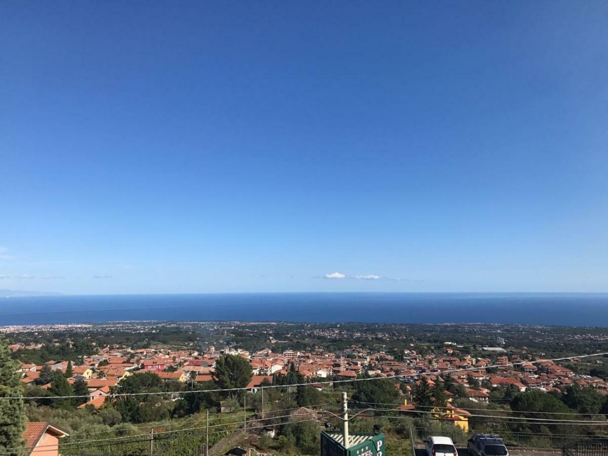 B&B Vicolo Del Chiostro Aci SantʼAntonio Dış mekan fotoğraf